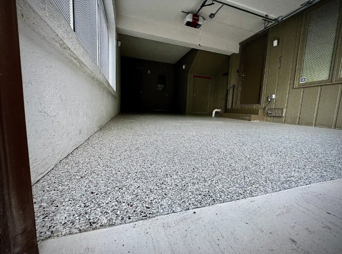 Patio Flake Floor epoxy flooring photo 2